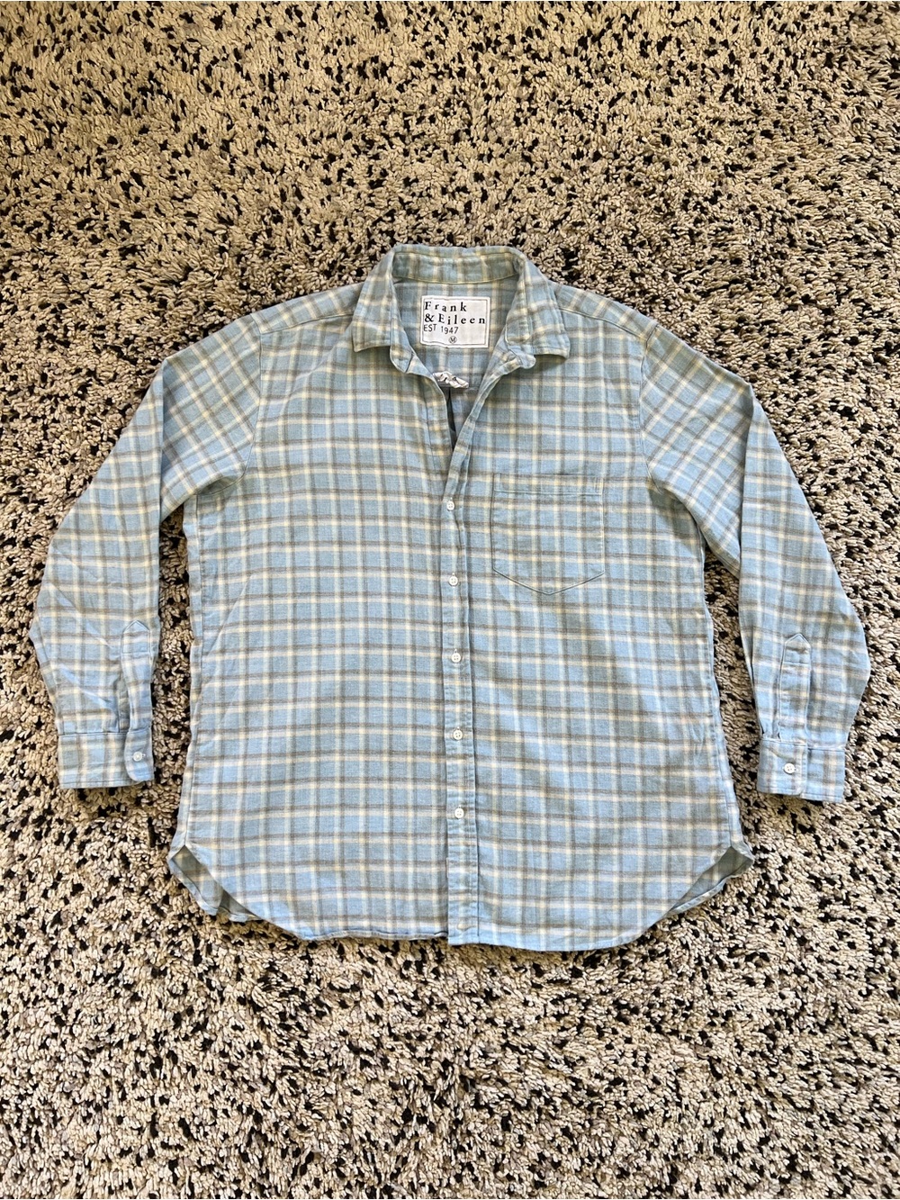 Frank & Eileen Joedy Plaid Flannel Shirt Light Blue Cream Oversized Cozy Medium